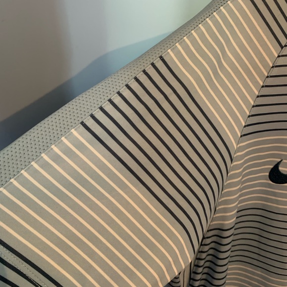 Nike men’s shirt - Picture 4 of 7